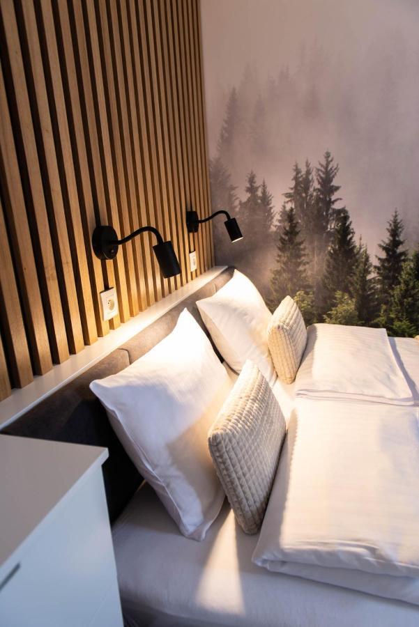 Forest 47 By Housine Zator Exterior photo
